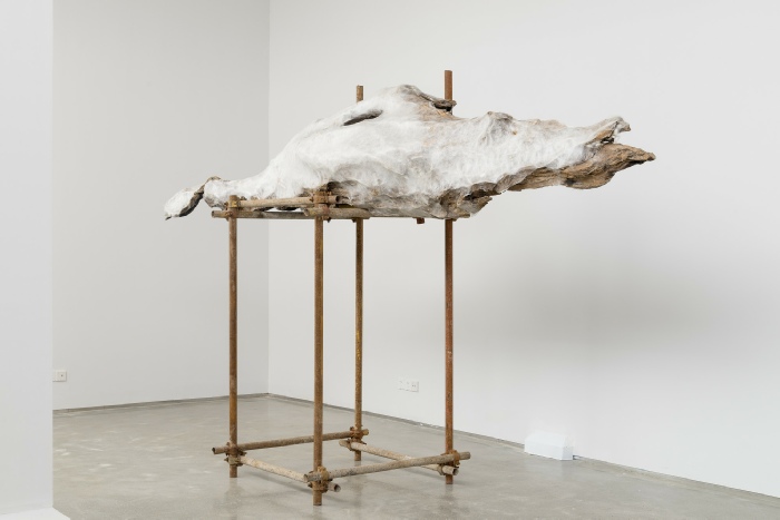 Liang Shaoji, Lonely Cloud, 2016. Wood, silk, cocoons, steel pipes, 245 x 428 x 114 cm. Courtesy the artist. 
